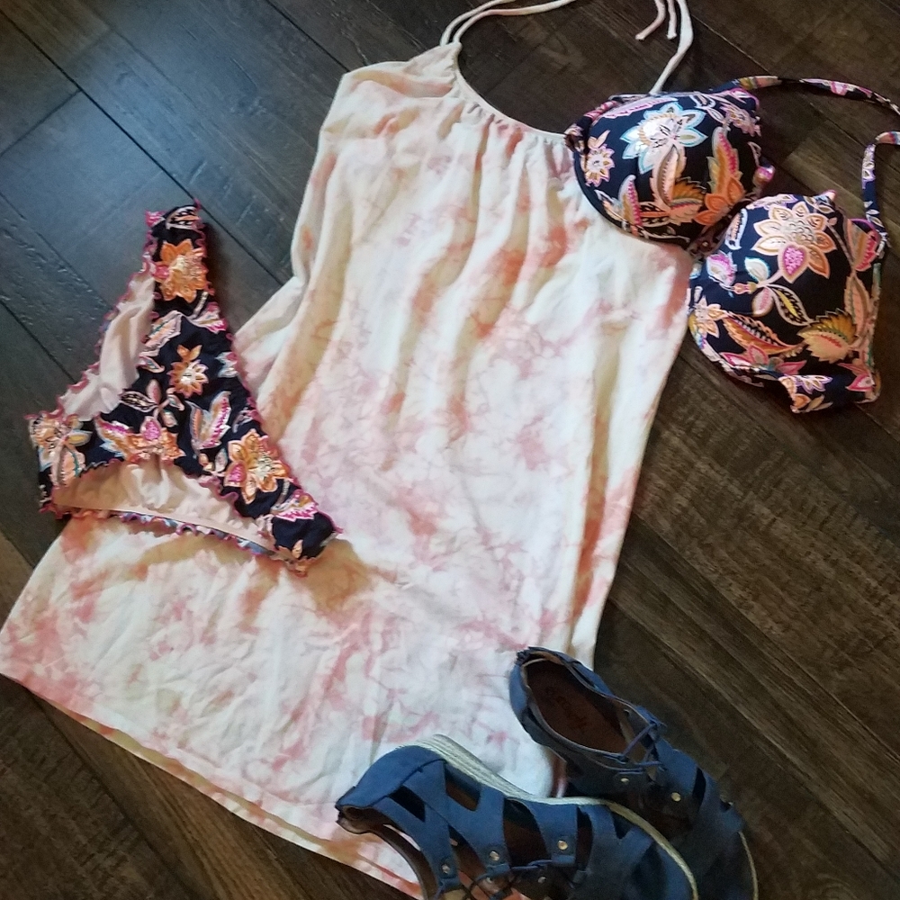 VS Summer Dress/Swimsuit CoverUp - Picture 2 of 7